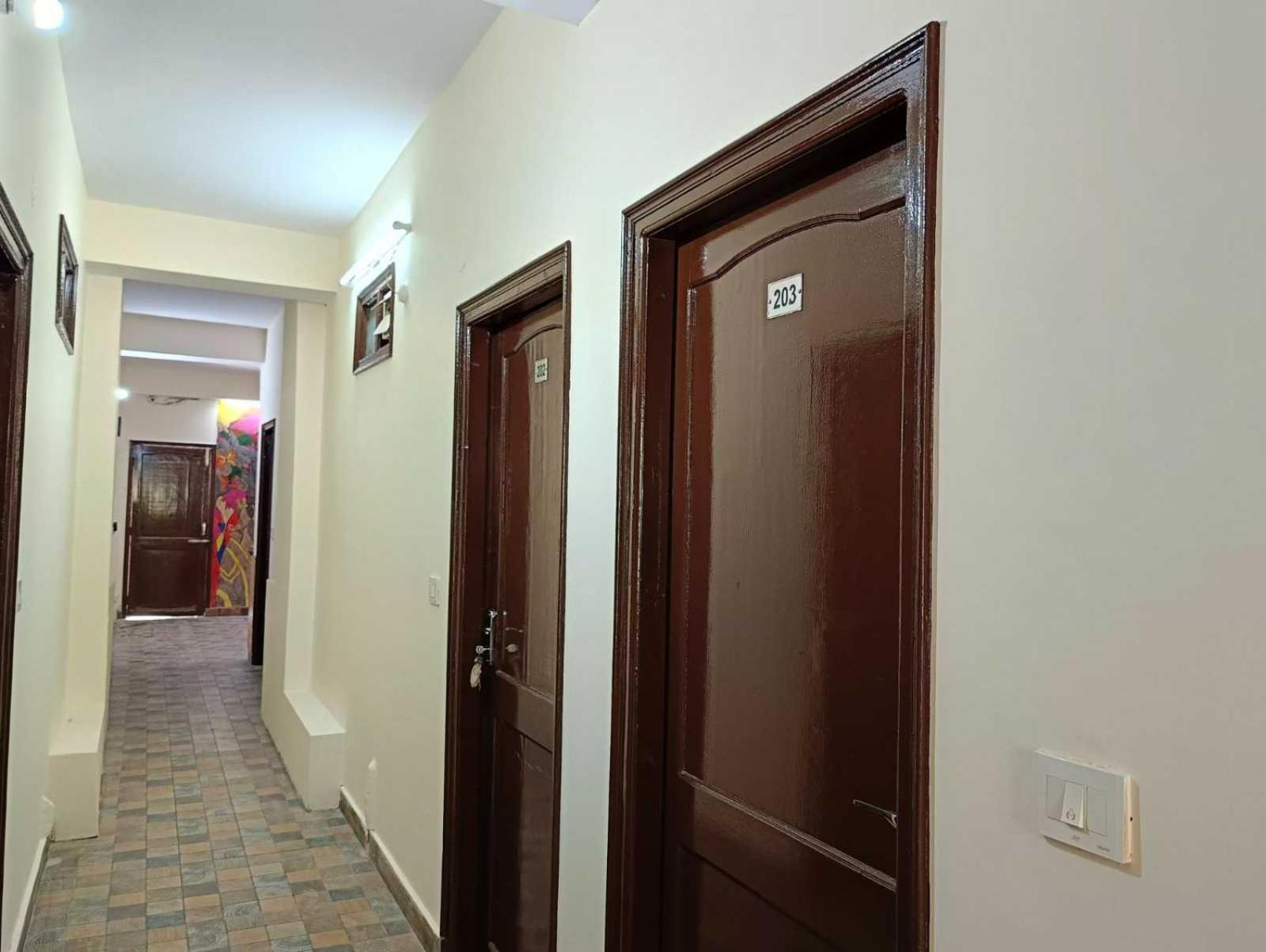 Hotel O New Shushant Regency Shimla Eksteriør billede