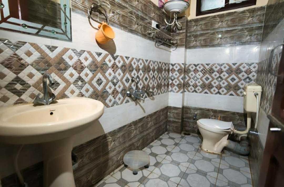 Hotel O New Shushant Regency Shimla Eksteriør billede